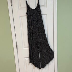 Old Navy Black Patterned Women's Jumpsuit